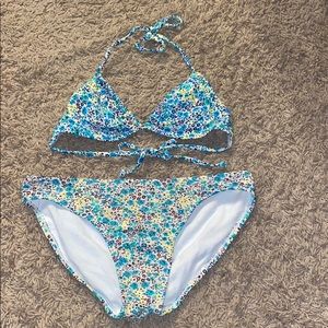 Old navy bathing suit set